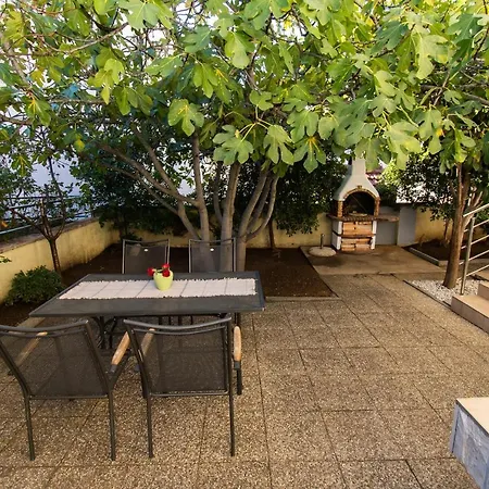 Ivica Apartment Vodice
