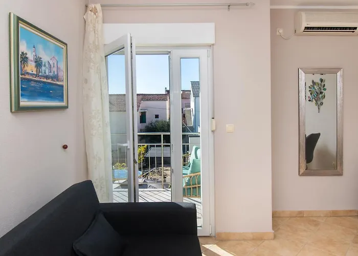 Ivica Апартаменты Водице