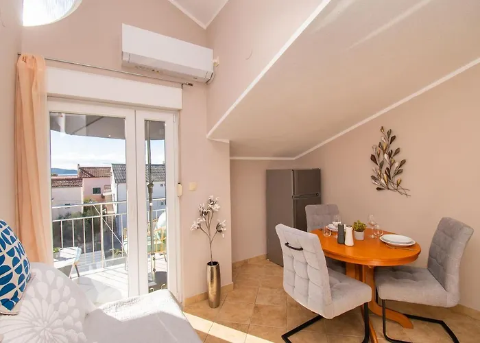 Апартаменты Ivica Водице