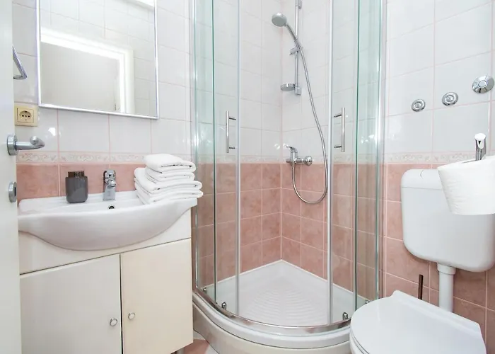 Ivica Апартаменты Водице