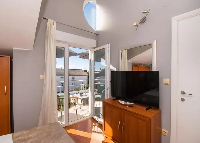 Апартаменты Ivica Водице