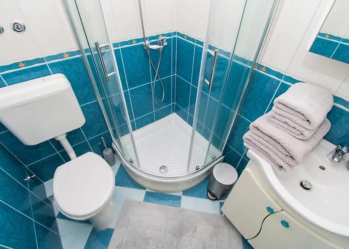 Апартаменты Ivica Водице